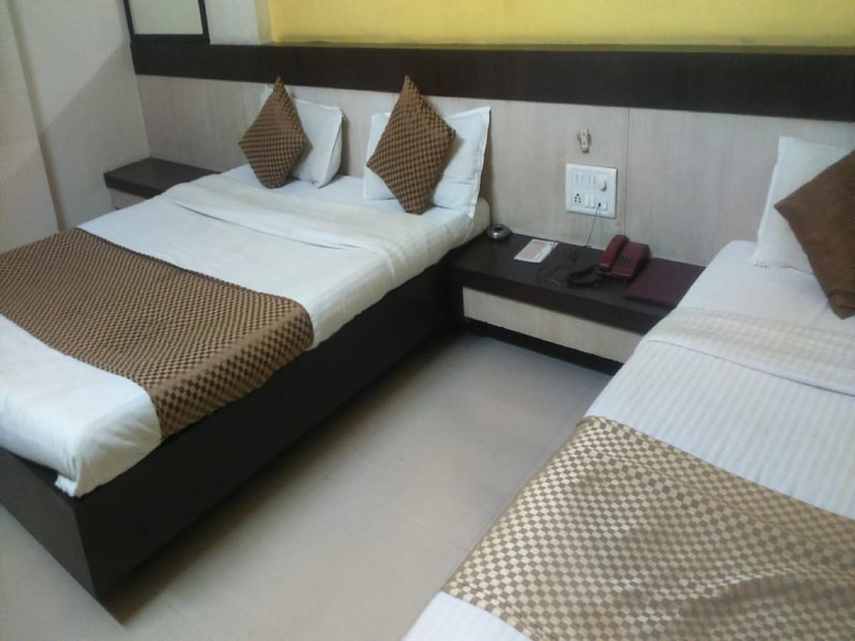 Hotel Shri Krishna Shirdi Exterior foto